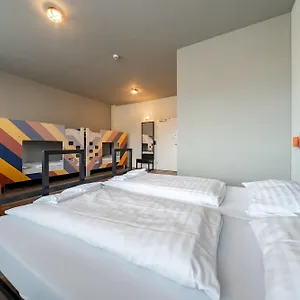  Хостел A&o Zuidoost